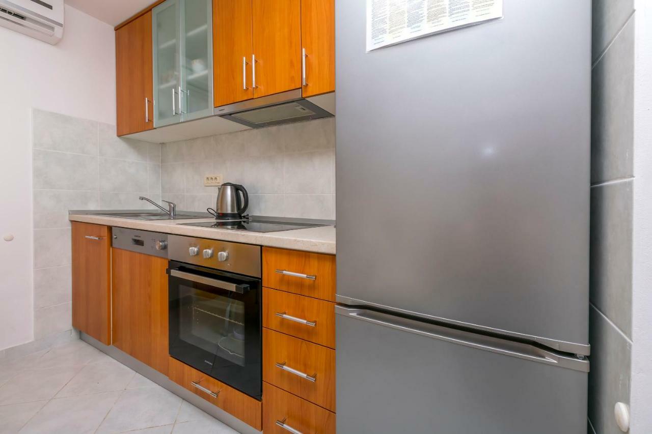 Apartment Vukorepa Razanj Bagian luar foto